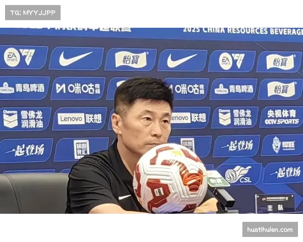 本土教练李国旭指挥大连英博 实用主义构建保级阵容